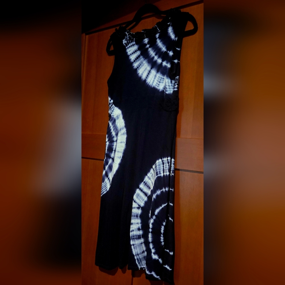 INC International Concepts Bluek and White Tie-Dye Midi Dress - Picture 7 of 8